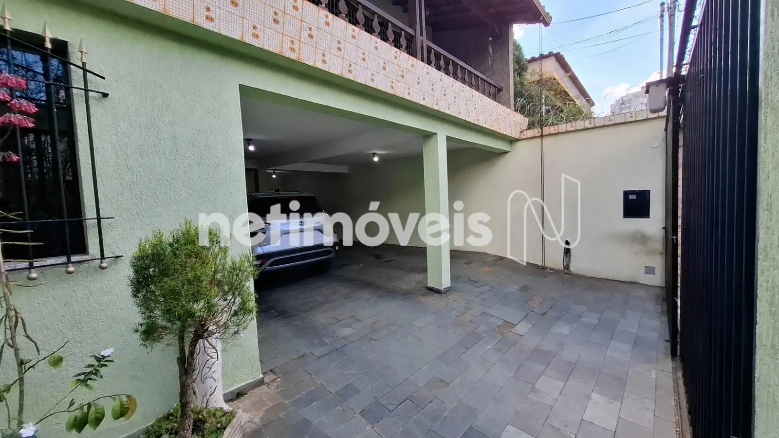 Casa com 5 quartos — Santa Branca, Belo Horizonte