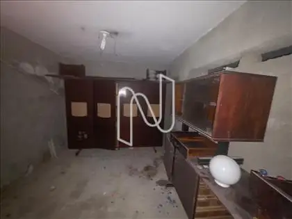 QUARTO DE DESPEJO PROX GARAGEM