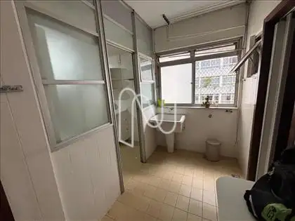 Área de Serviços 