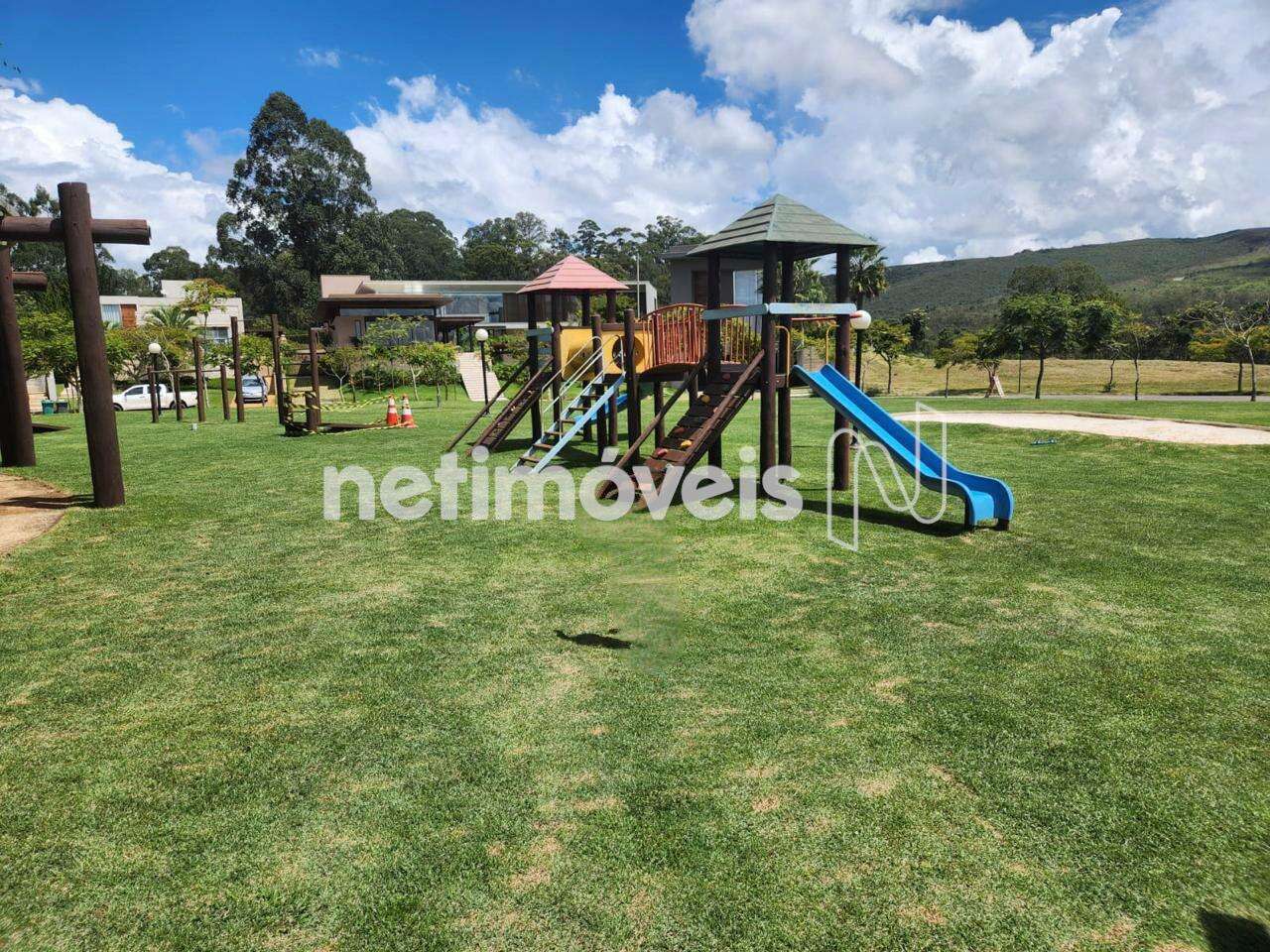 Praça Millennium Falcon