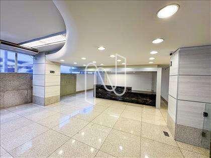  Hall 