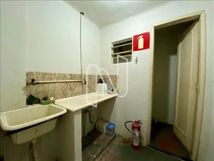   Casa-Comercial-Residencial-Funcionários