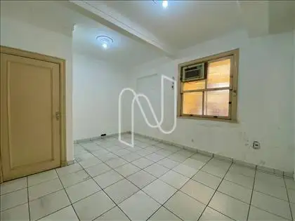   Casa-Comercial-Residencial-Funcionários