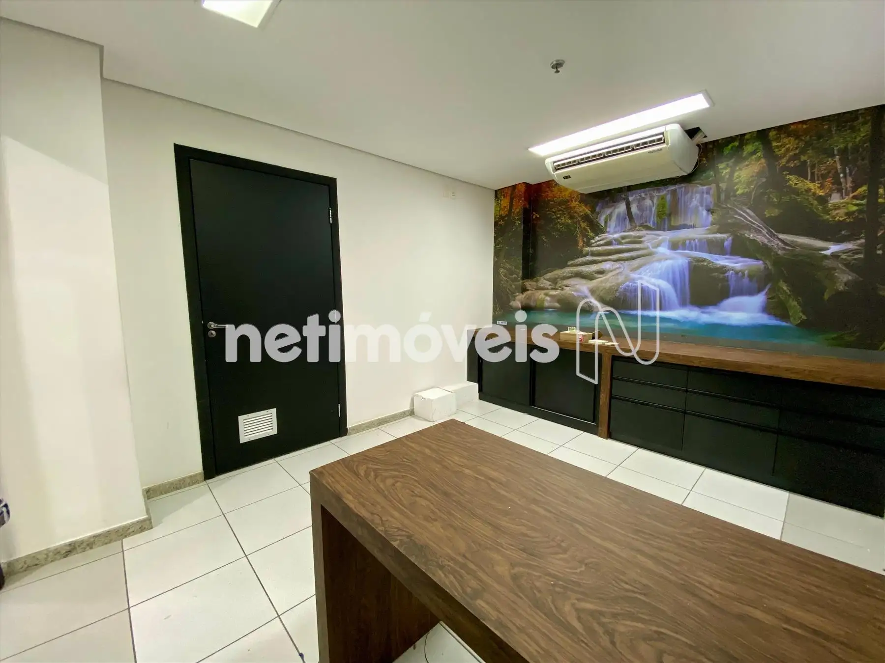 Loja-Comercial-Funcionários