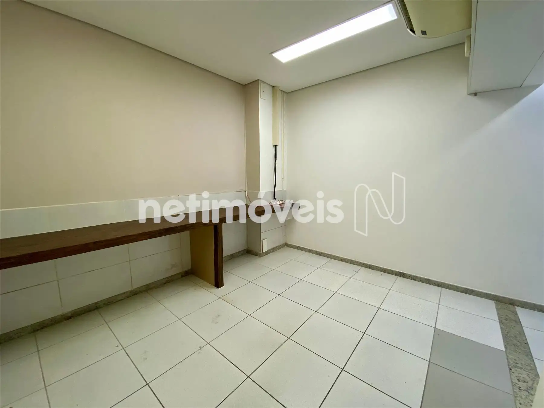 Loja-Comercial-Funcionários