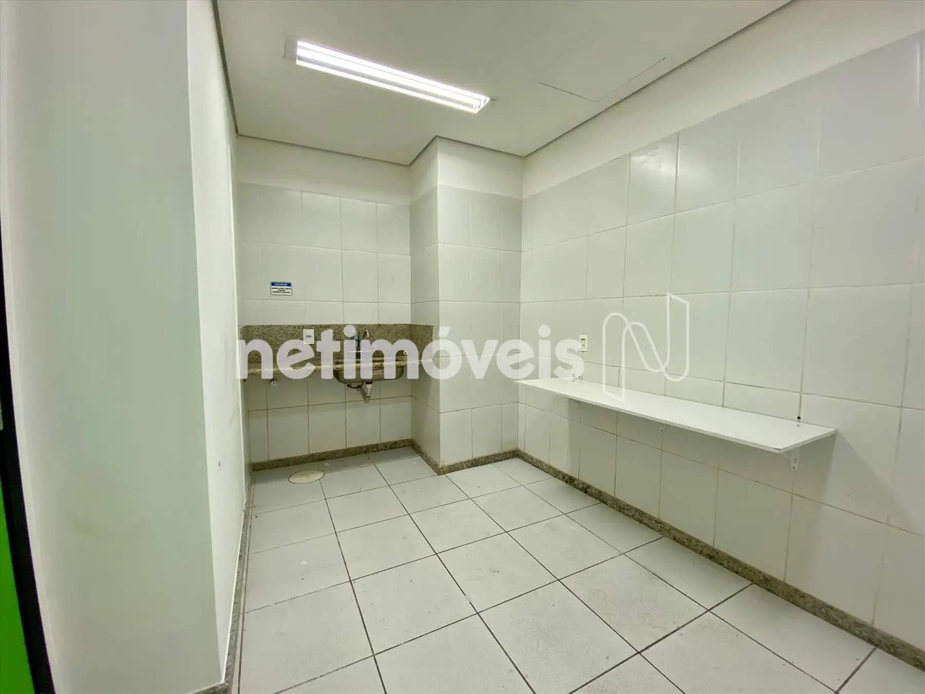 Loja-Comercial-Funcionários