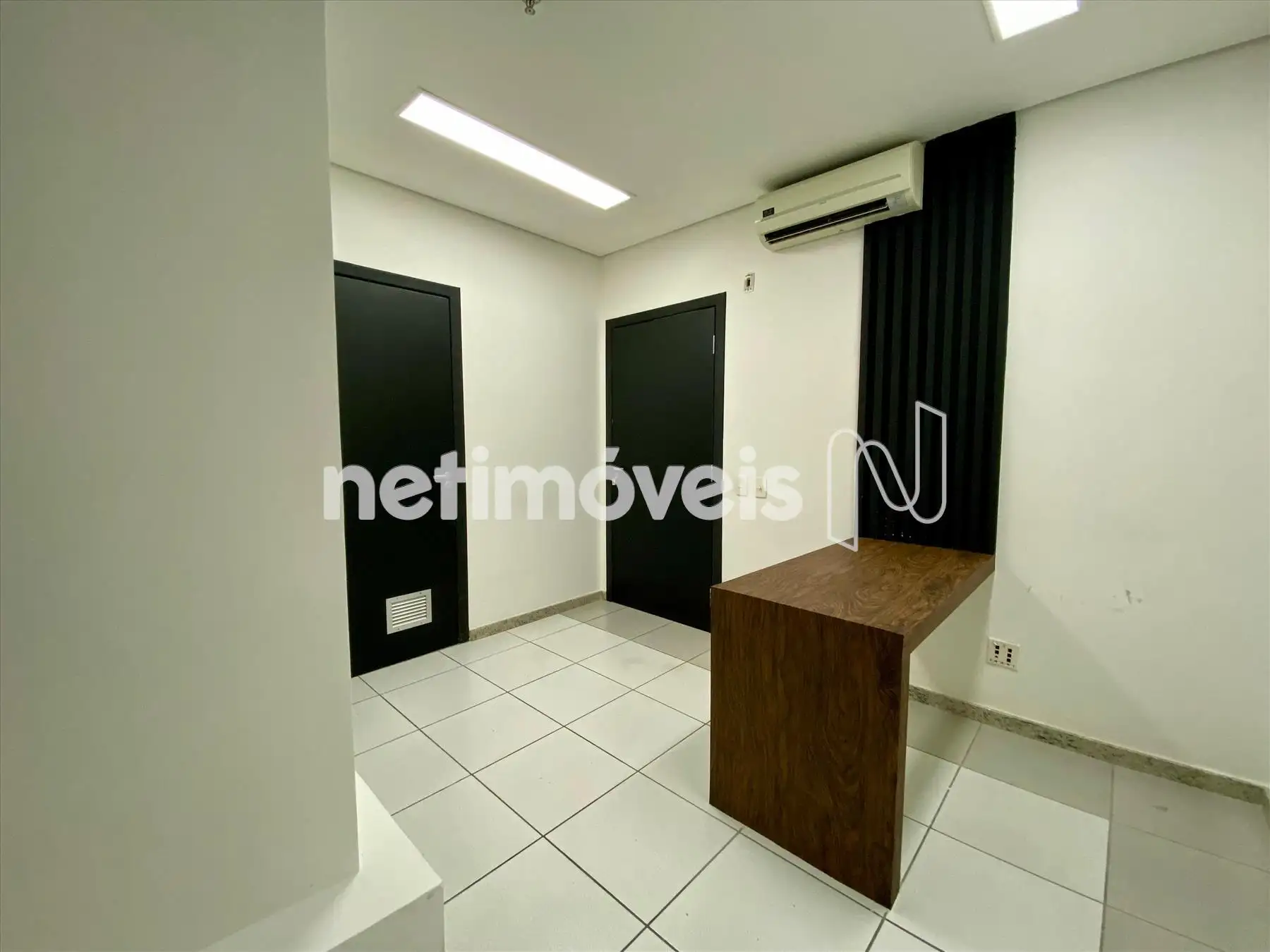 Loja-Comercial-Funcionários