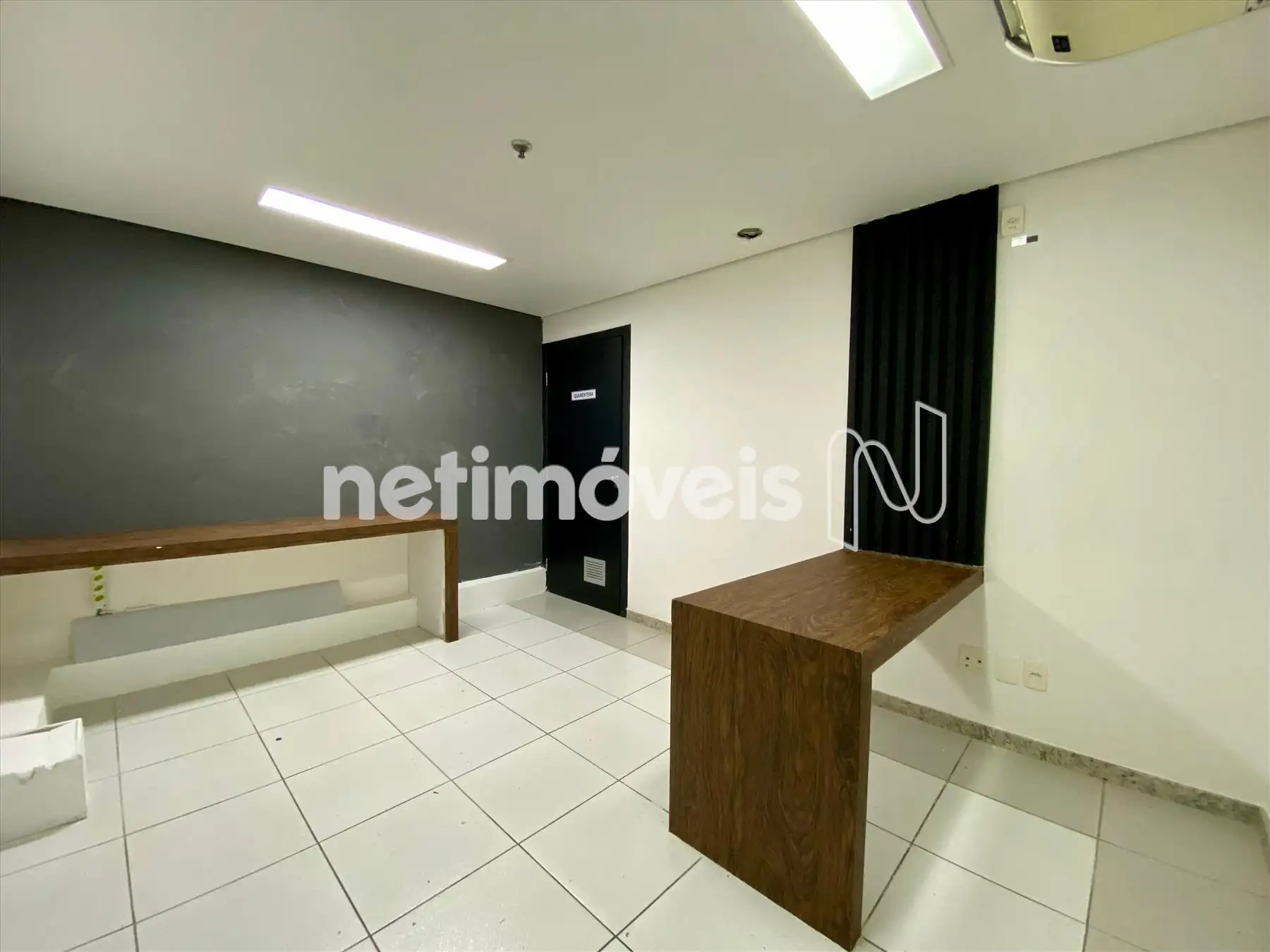 Loja-Comercial-Funcionários