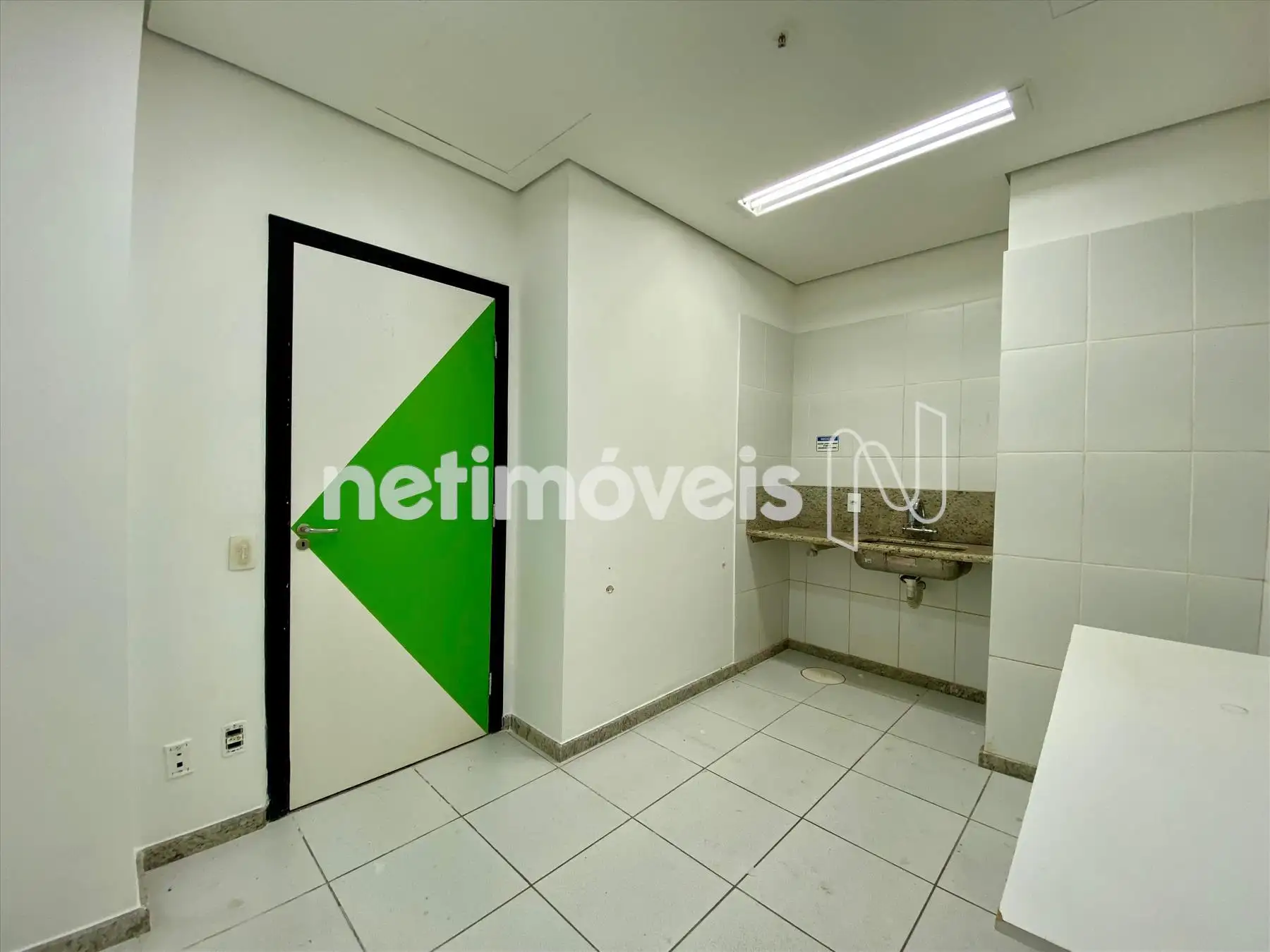 Loja-Comercial-Funcionários