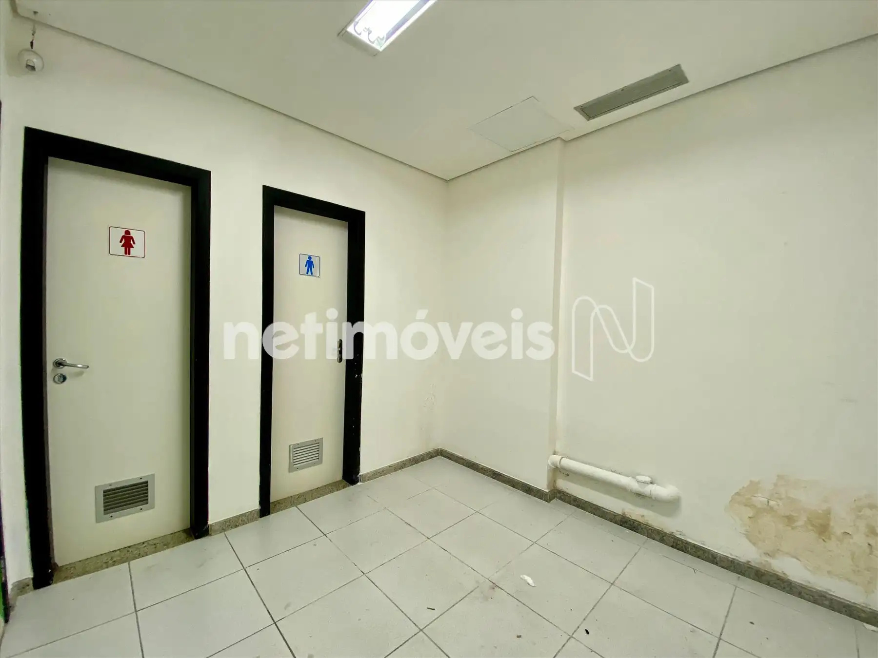 Loja-Comercial-Funcionários