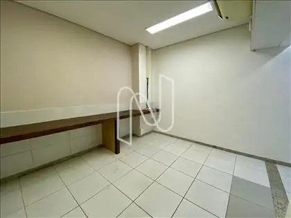  Loja-Comercial-Funcionários 