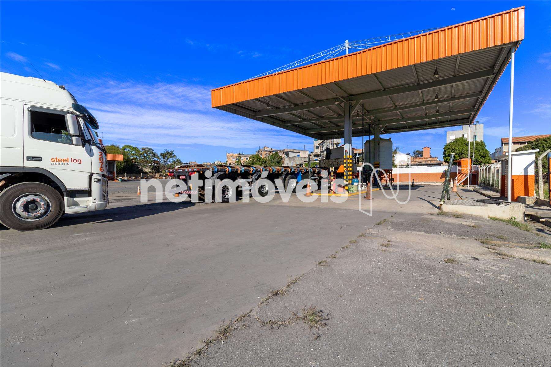 Espaço para abastecimento próprio 