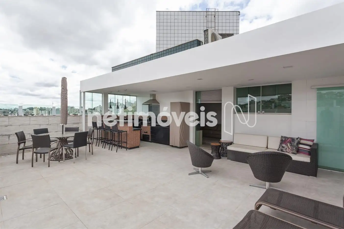 Cobertura para comprar com 253 m², 4 quartos, 3 banheiros, 3 vagas em Rua Capricórnio, Nova Floresta, Belo Horizonte