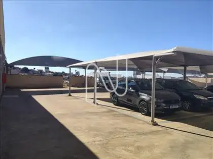 Garagem externa  o apt tem no subsolo
