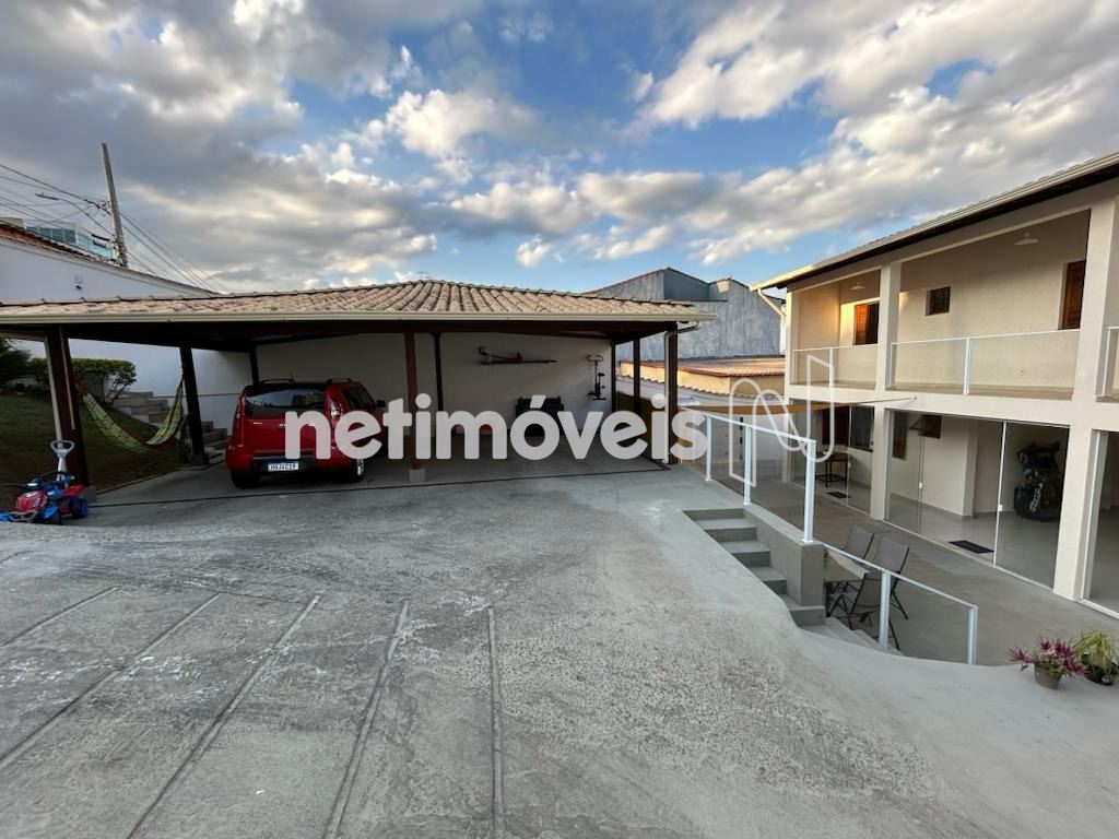 Casa para comprar com 282 m², 5 quartos, 3 banheiros, 5 vagas em Nova Esperança, Belo Horizonte