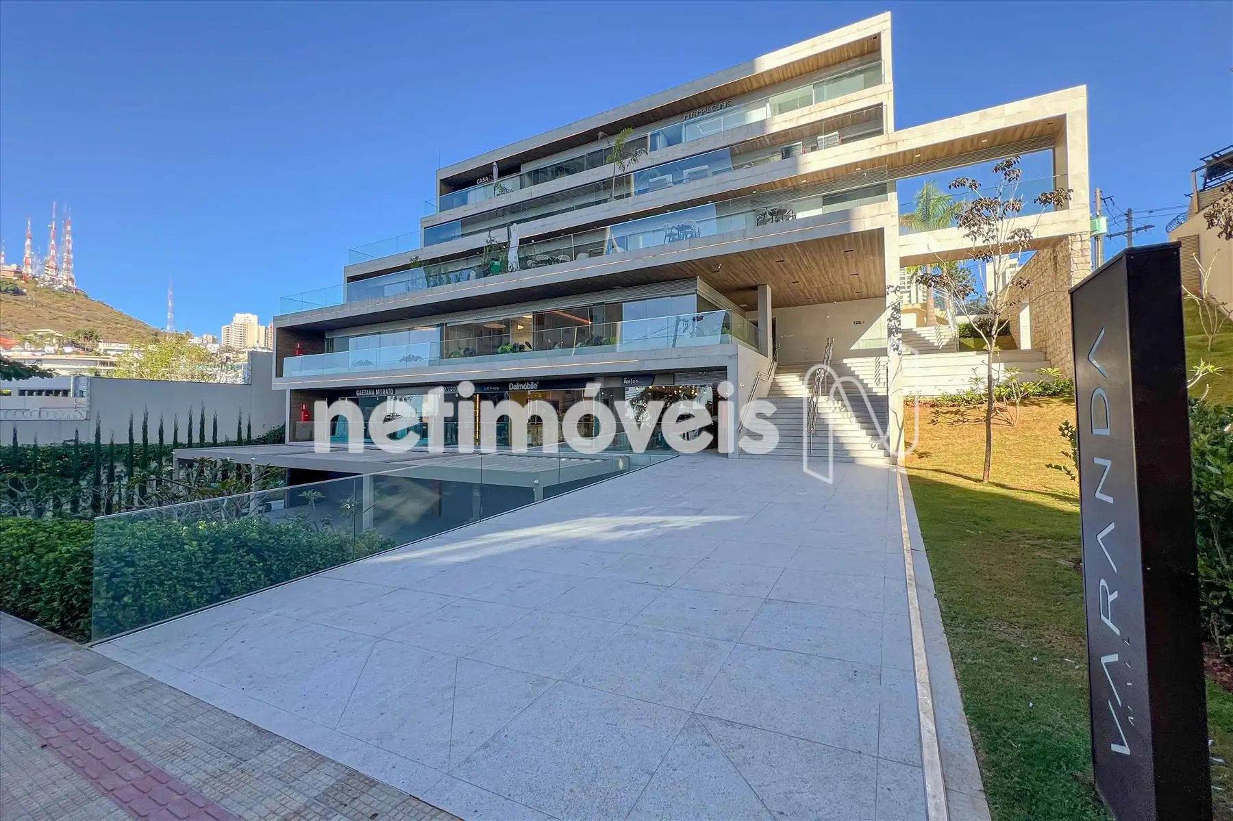 Loja para comprar com 58 m², 1 banheiro, 1 vaga em Rua Severino Melo Jardim, Belvedere, Belo Horizonte