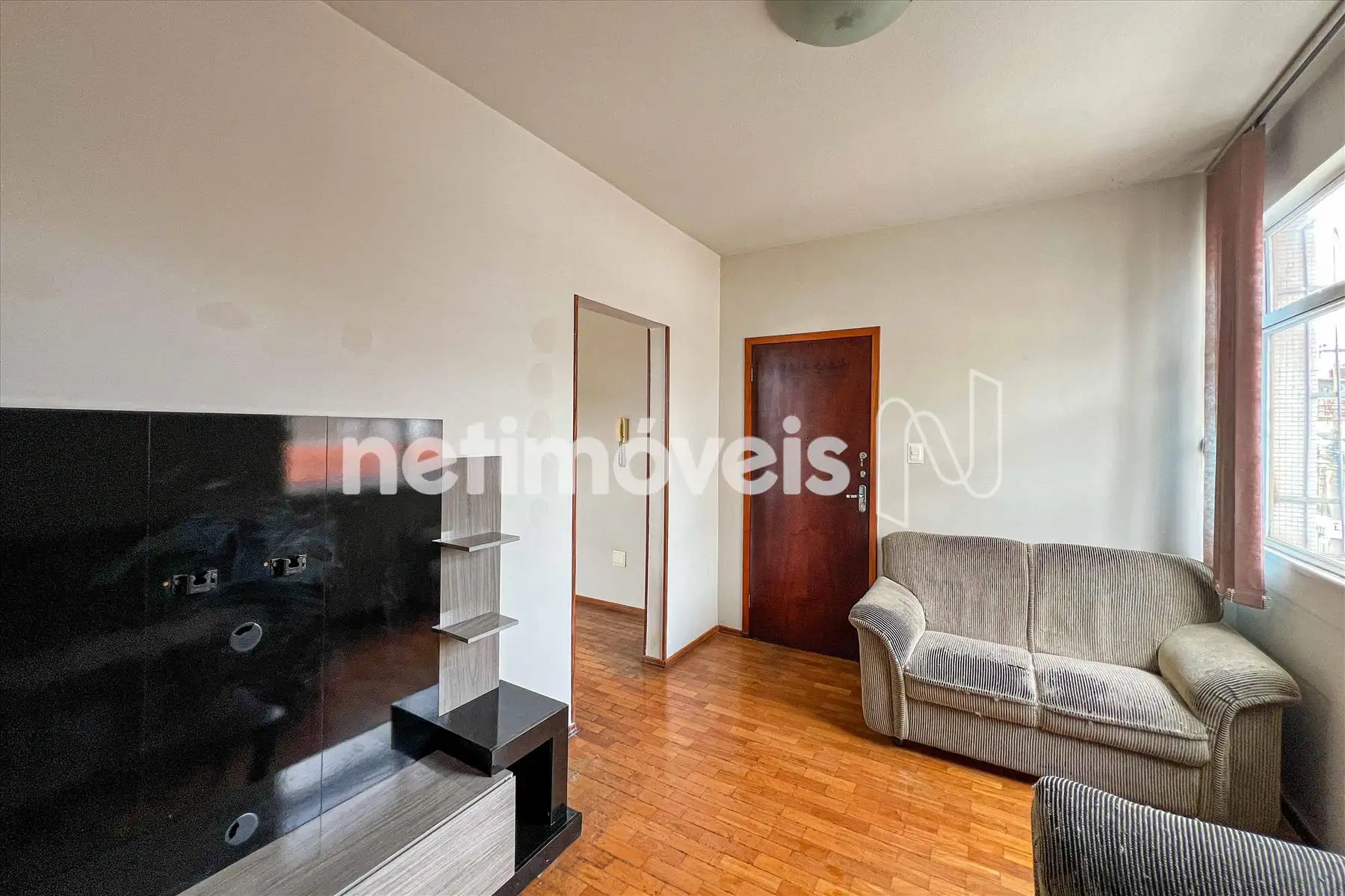 Apartamento para comprar com 90 m², 3 quartos, 1 banheiro em Rua Salinas, Santa Tereza, Belo Horizonte