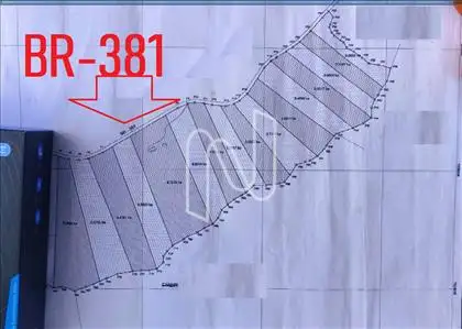 fazenda de frente da BR381 