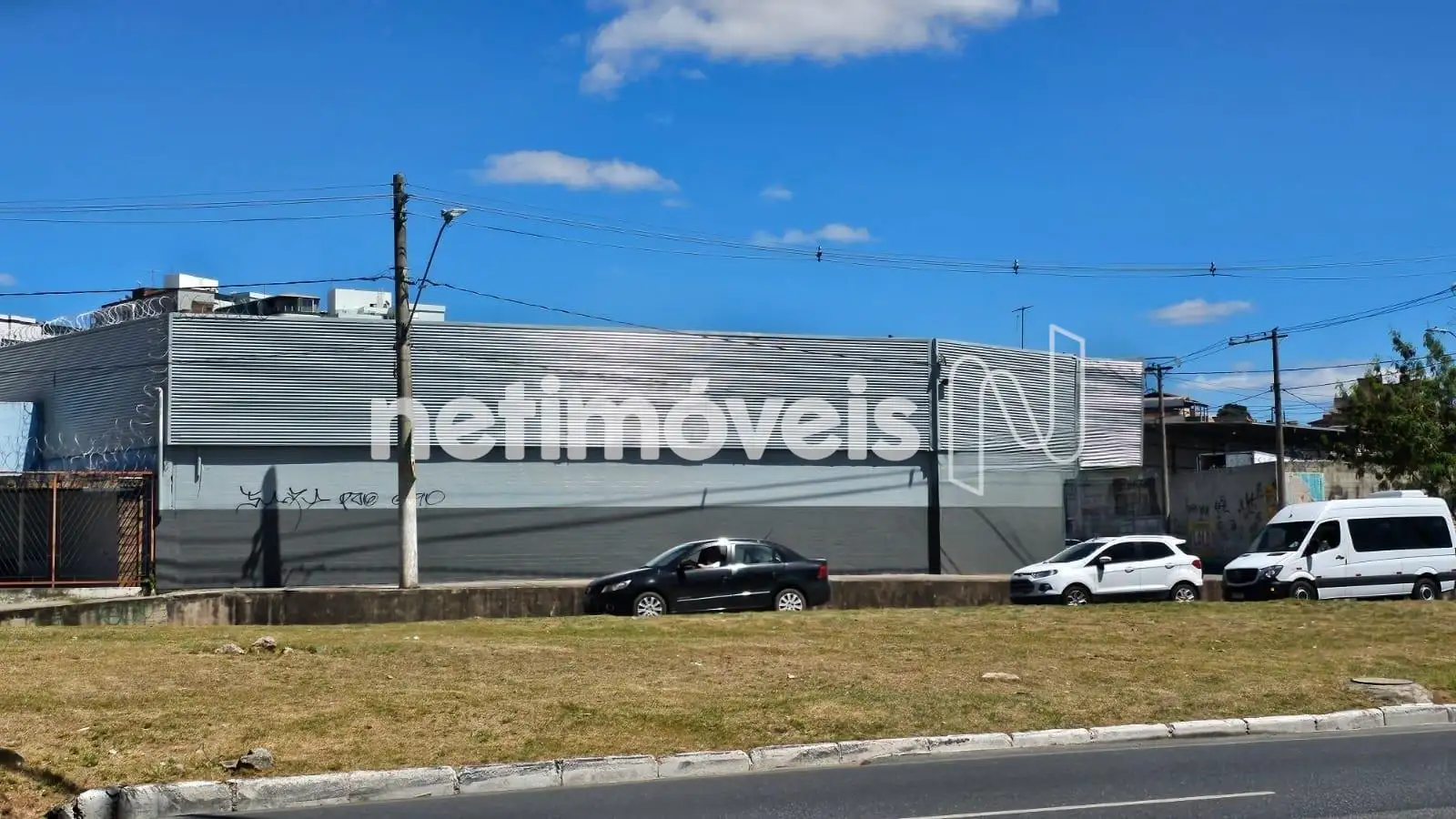 Galpão para comprar com 1551 m², 15 vagas em Avenida Cristiano Machado, Maria Virgínia, Belo Horizonte