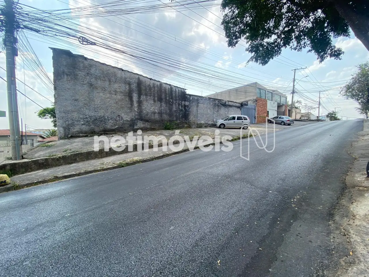 Galpão para comprar com 476 m² em Rua Javari, Canadá, Belo Horizonte