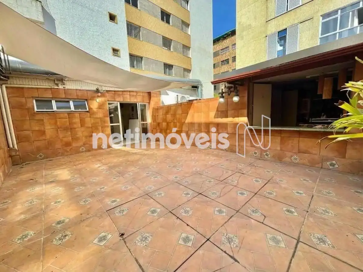 Área Privativa para comprar com 108 m², 4 quartos, 2 banheiros em Rua Levindo Lopes, Funcionários, Belo Horizonte