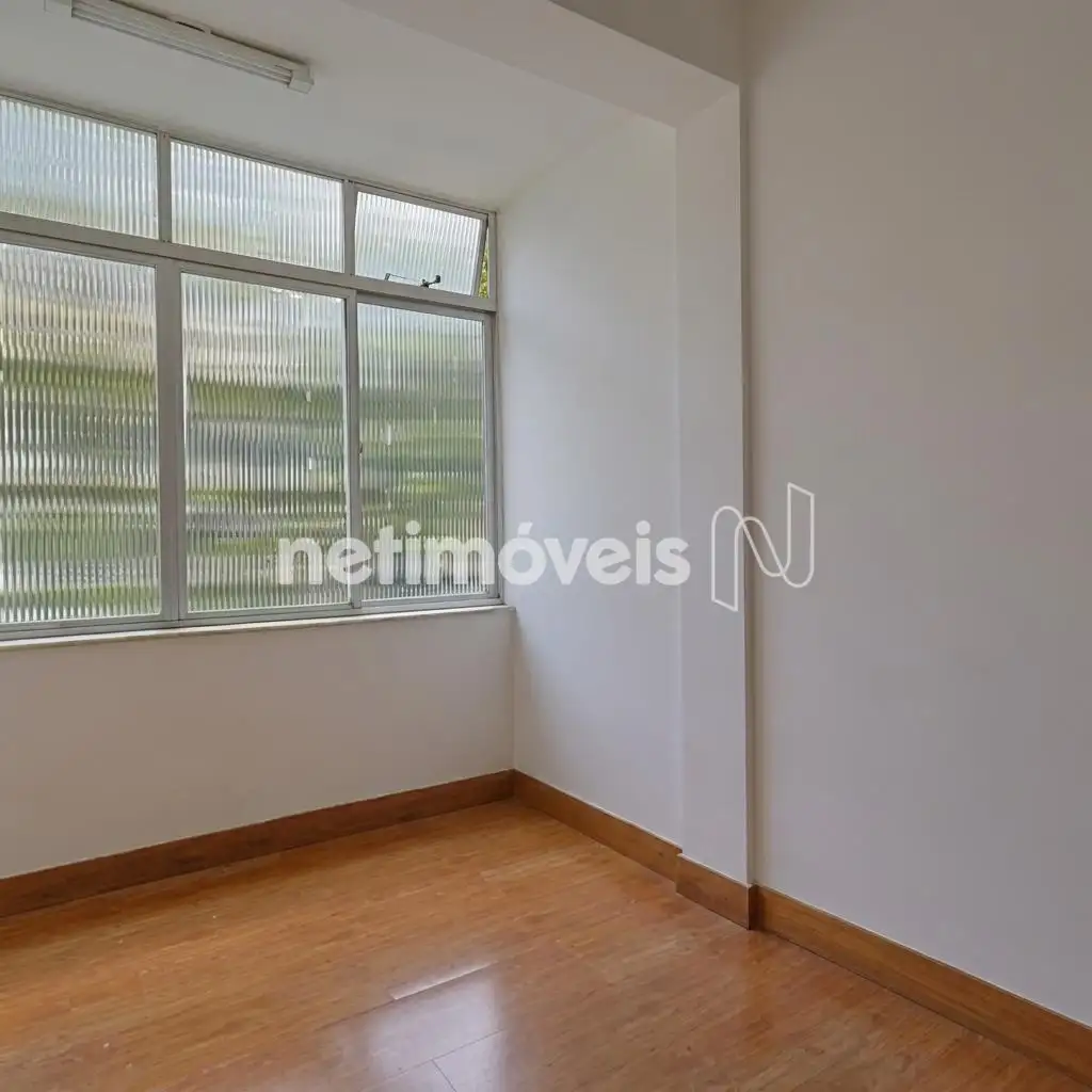 Área Privativa para comprar com 108 m², 4 quartos, 2 banheiros em Rua Levindo Lopes, Funcionários, Belo Horizonte