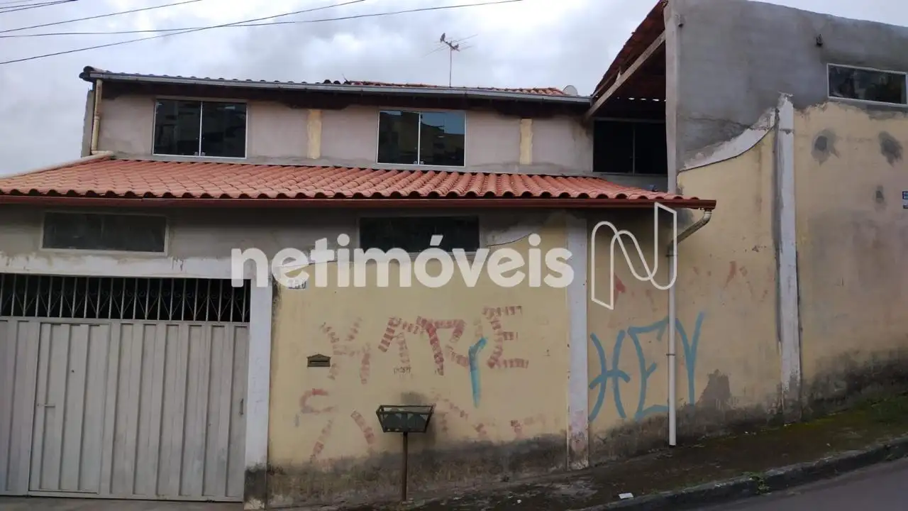 Casa para comprar com 291 m², 4 quartos, 2 banheiros em Rua Maurício Meira Brandão, Acaiaca, Belo Horizonte