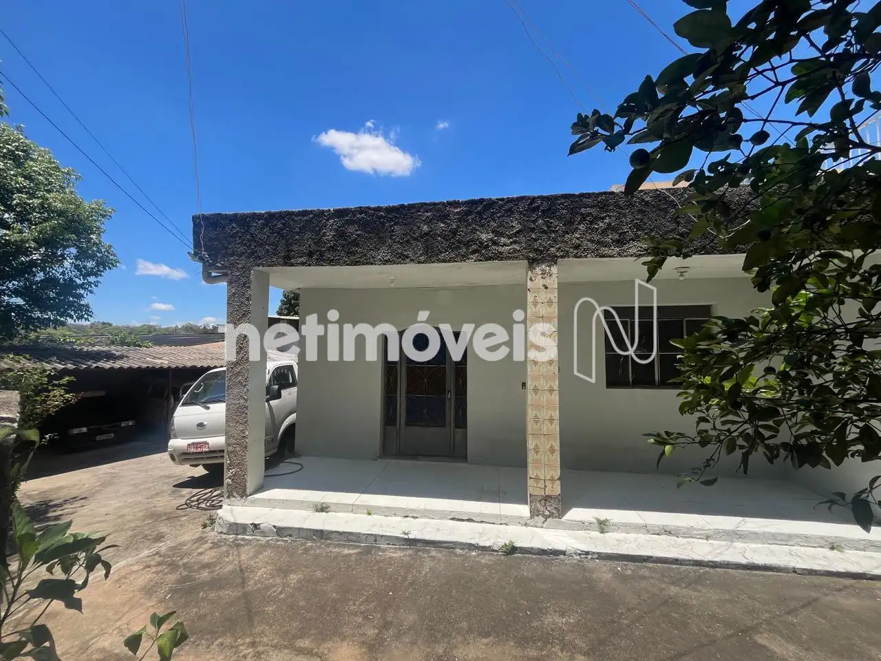Lote-Área-Terreno para comprar com 360 m², 3 banheiros, 3 vagas em Avenida Presidente Carlos Luz, Caiçaras, Belo Horizonte