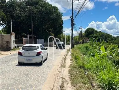 Rua de acesso com vista para o Mar 