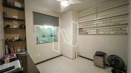 Quarto solteiro (home office) 