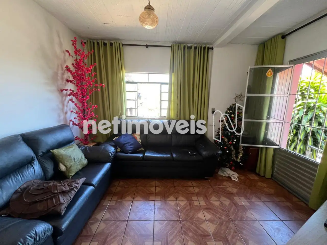 Barracão para comprar com 88 m², 4 quartos, 3 banheiros, 1 vaga em Rua Recife, Nova Esperança, Belo Horizonte