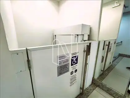 elevador cadeirante e PCD  