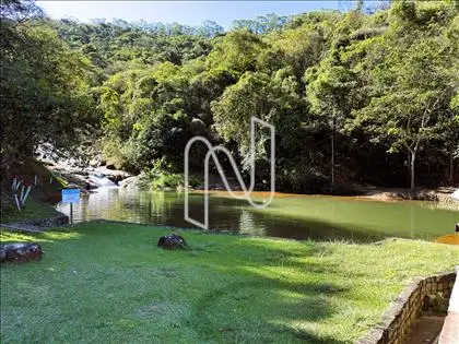 Cachoeira do Condomínio Casa próximo ao Lazer