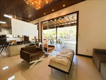 Varandão com acesso ao Home  Cinema 
