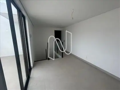 Sala segundo pavimento 