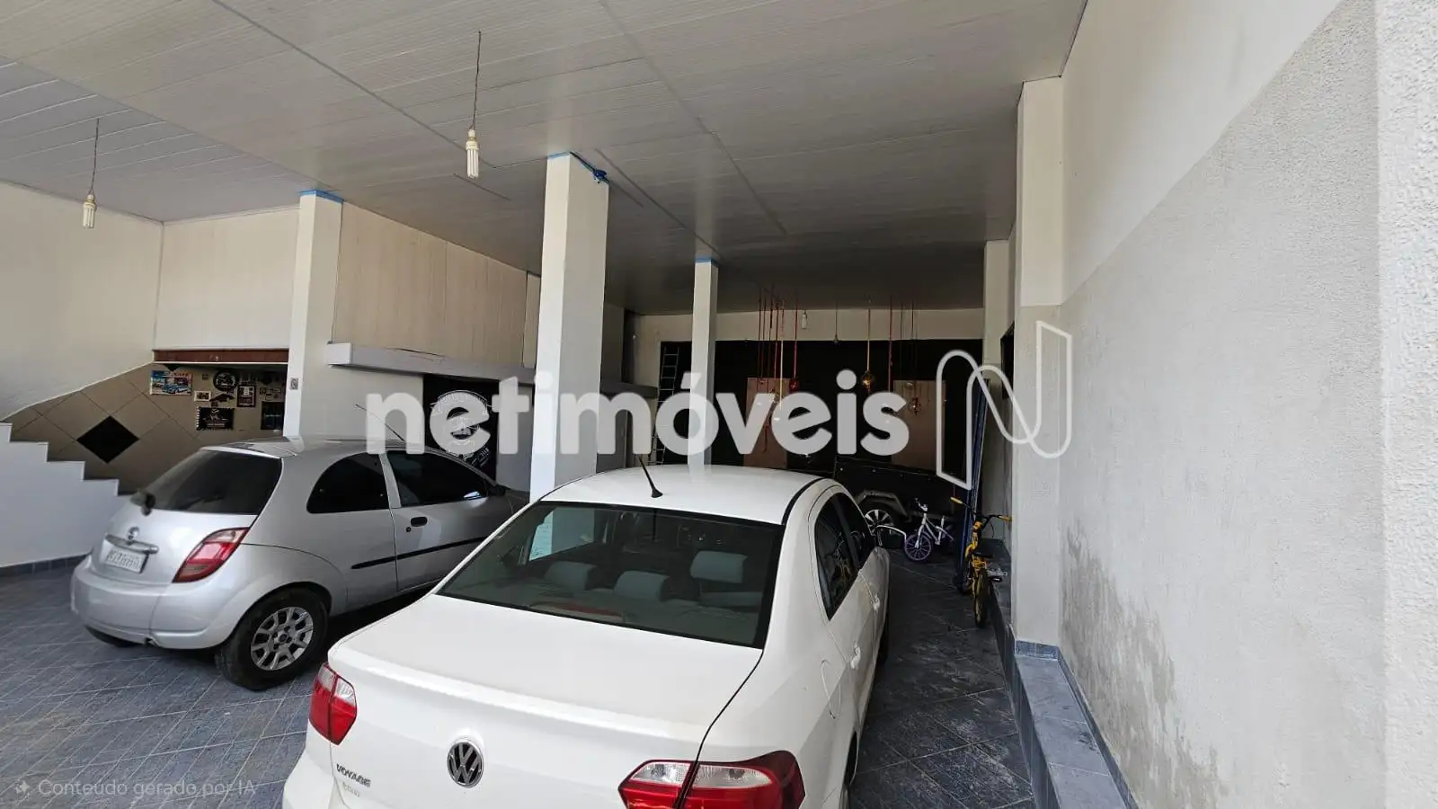 Garagem - Parte Pode Ser Transformado Em Loja