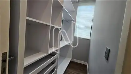 Closet Semi-Suíte 02 