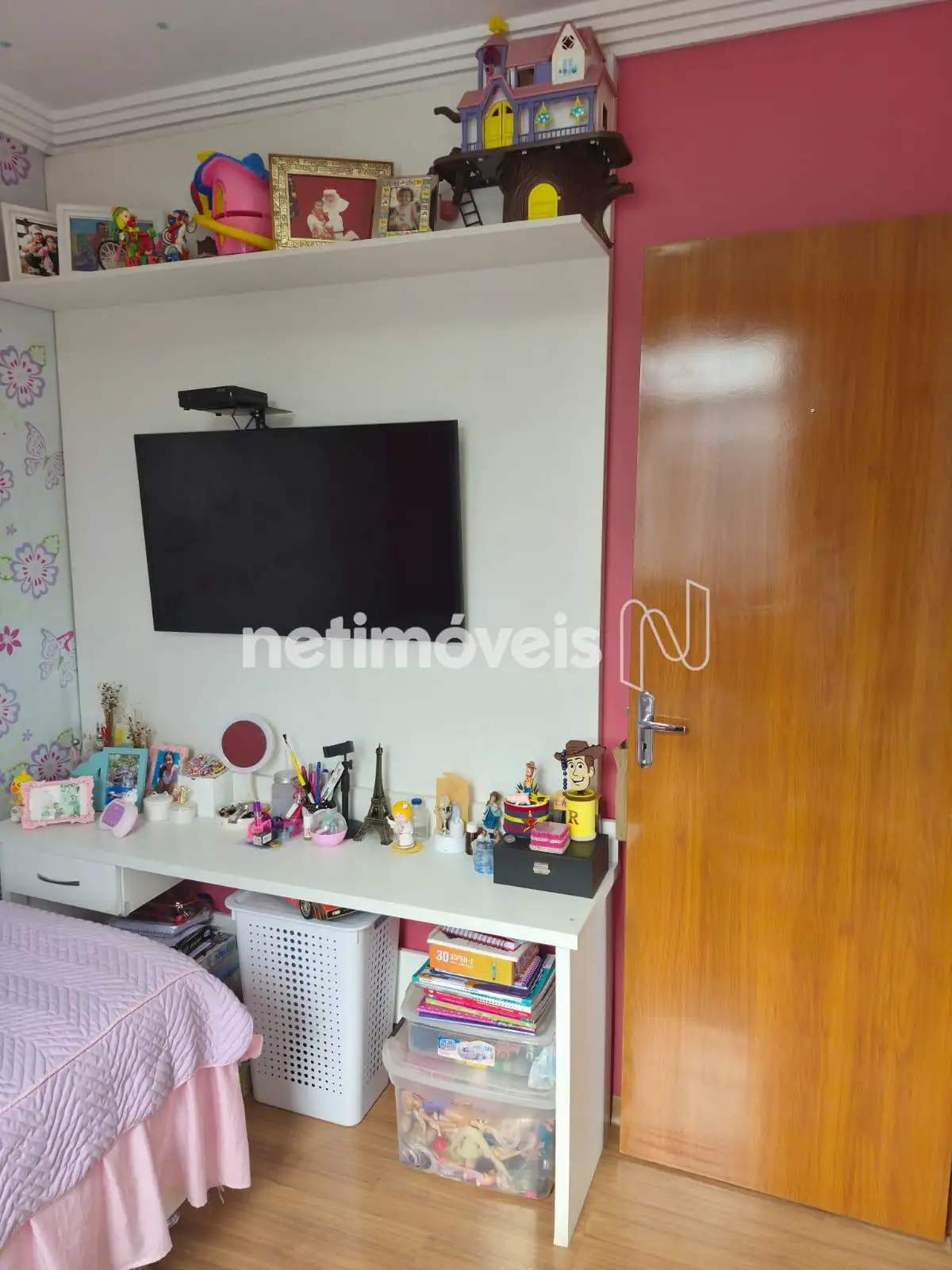 Quarto solteiro 2 vista painel TV