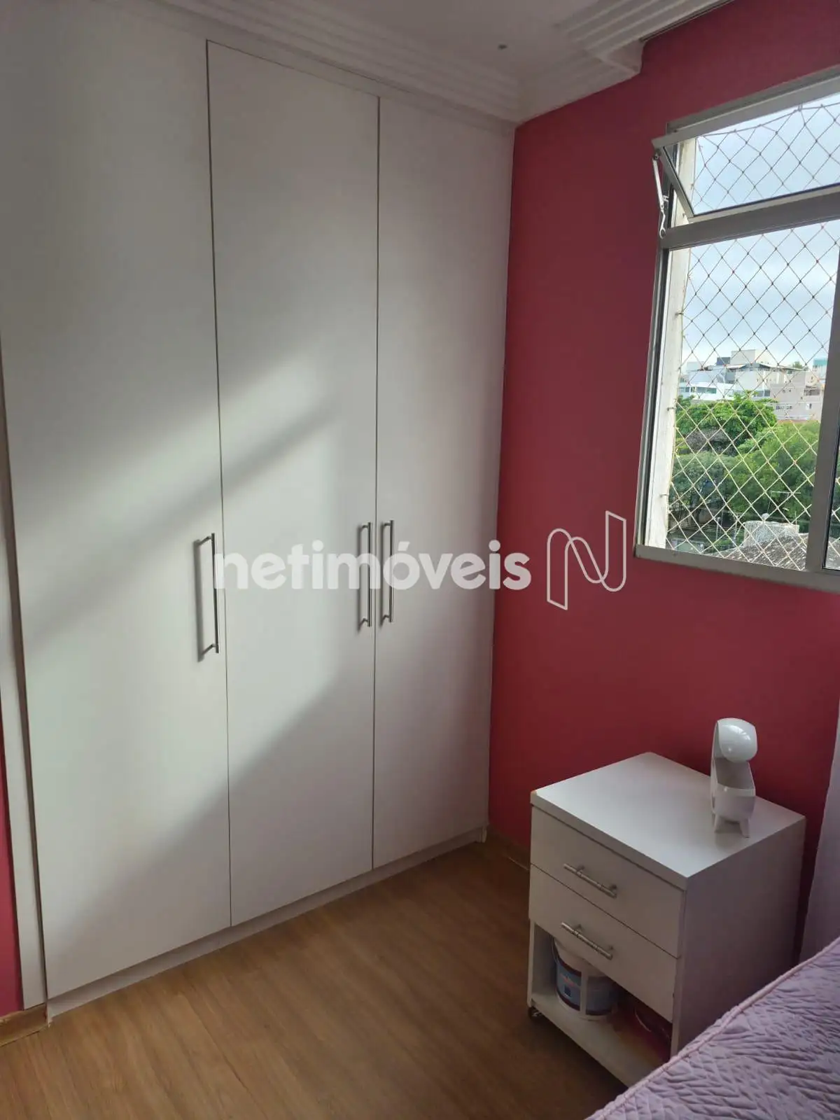 Quarto solteiro 1 vista armário