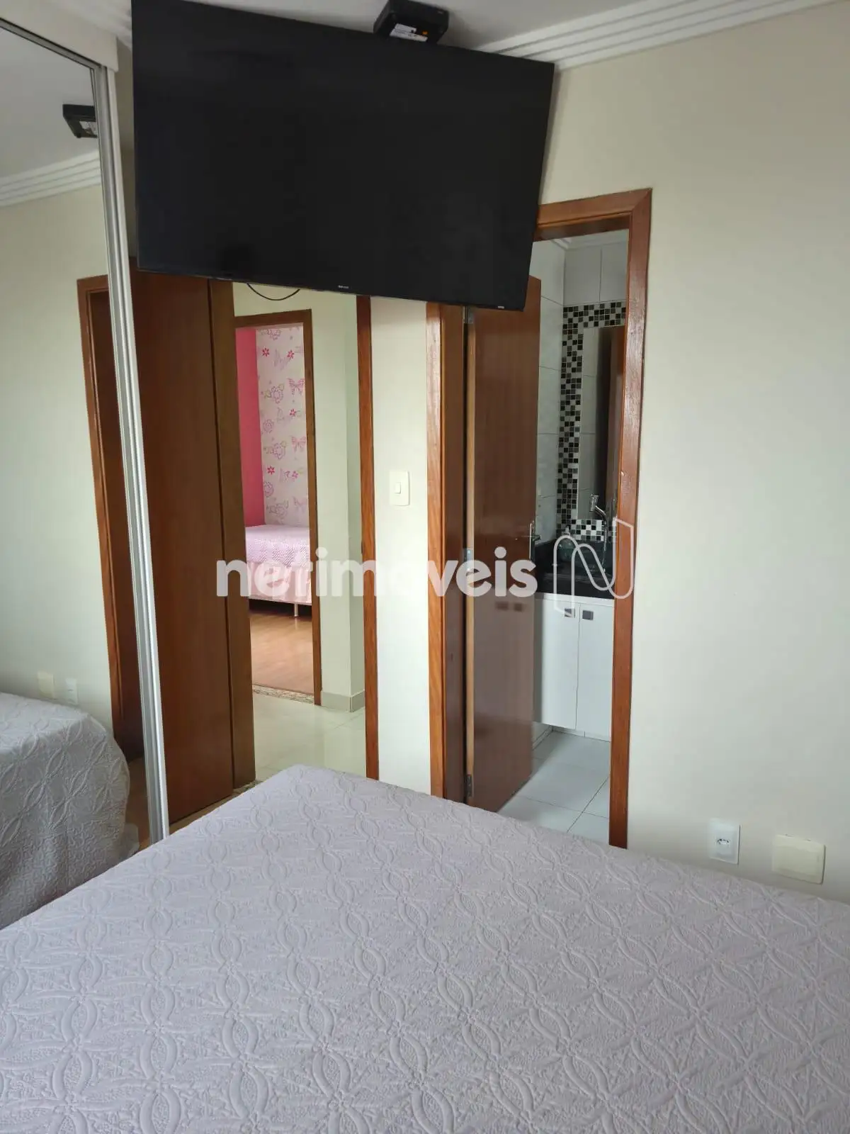 Quarto suíte casal vista banho