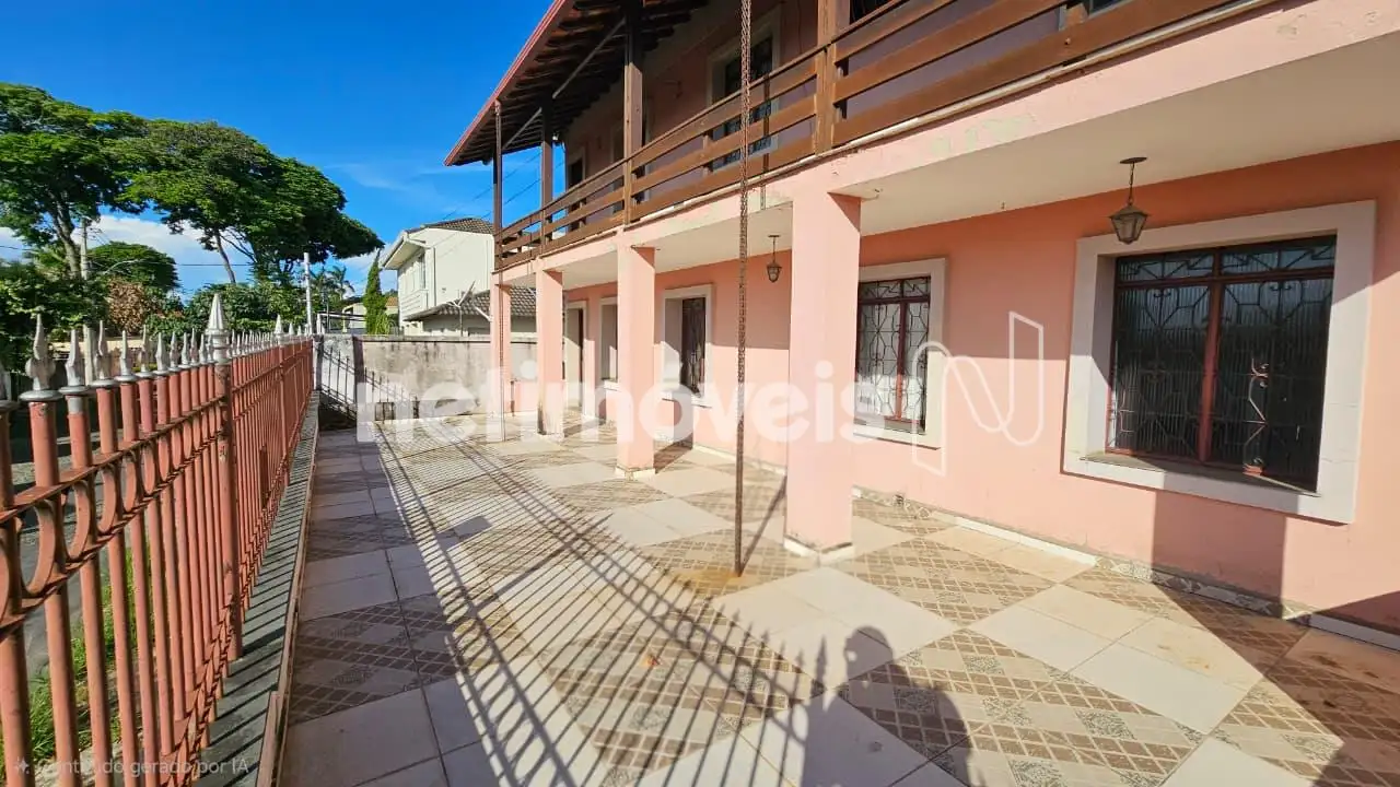 Fachada e Varanda 1ºPvto