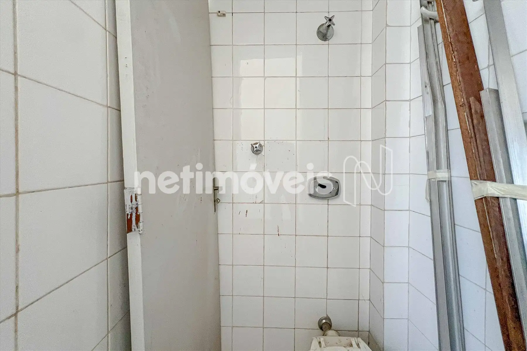 banheiro de serviço