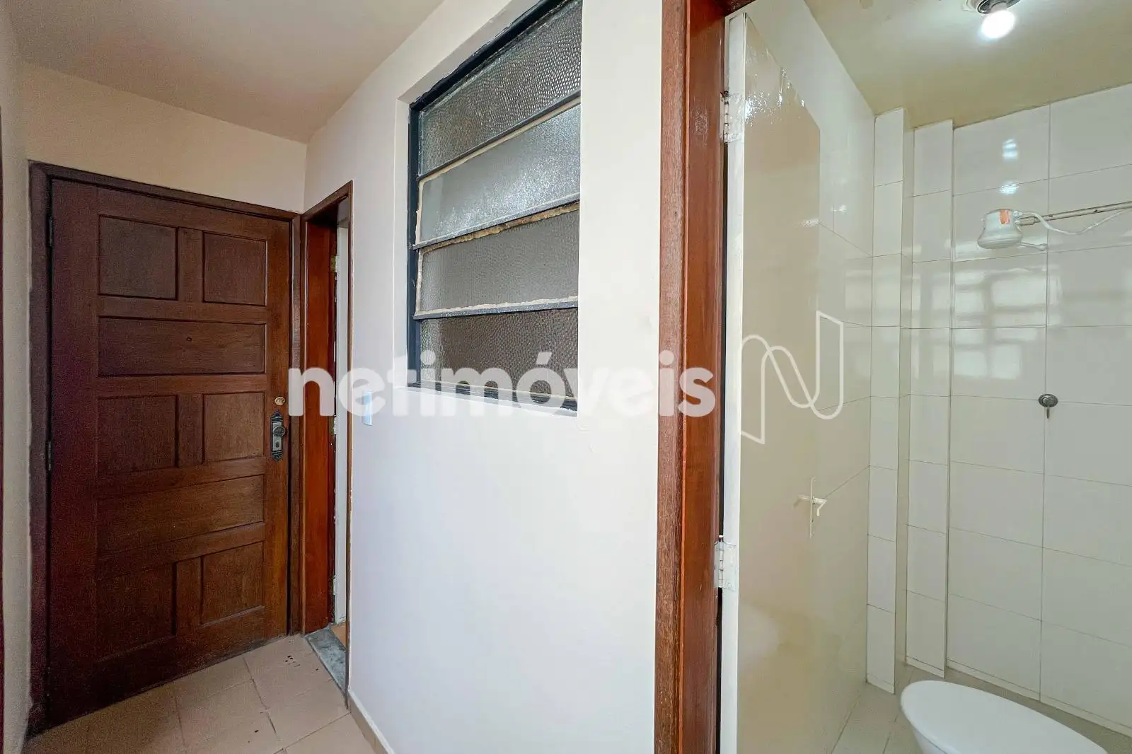 DCE e banho serviço reformado 