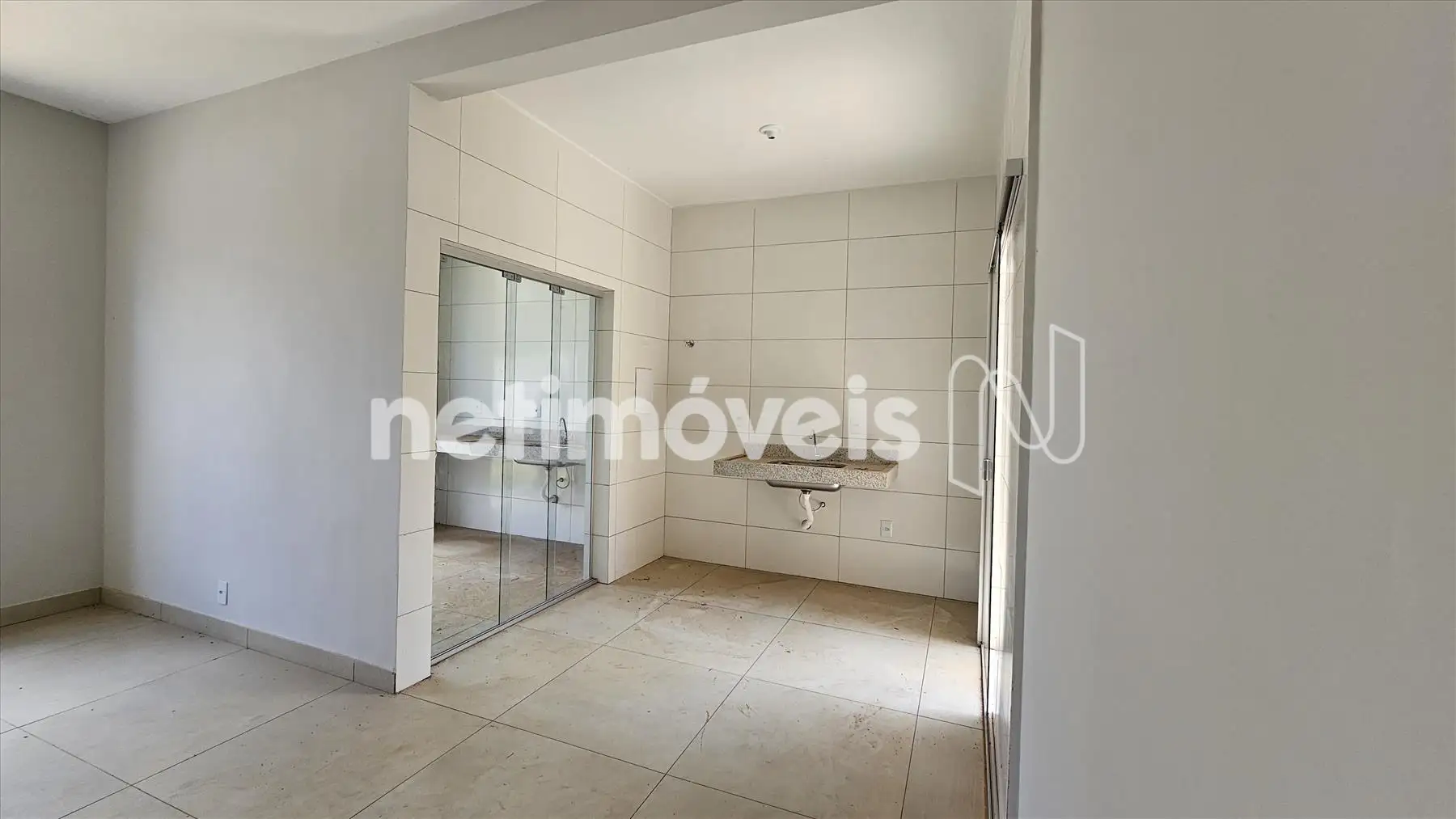 Sala Conjugada Com Cozinha