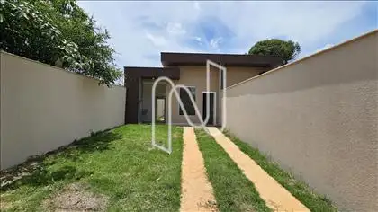  Quintal e Vaga Para 2 Veículos em Linha