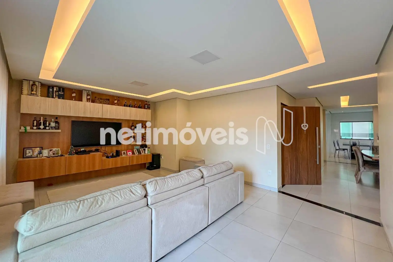 Casa para comprar com 432 m², 3 quartos, 5 banheiros, 15 vagas em Rua Bordeaux, Vitória, Belo Horizonte