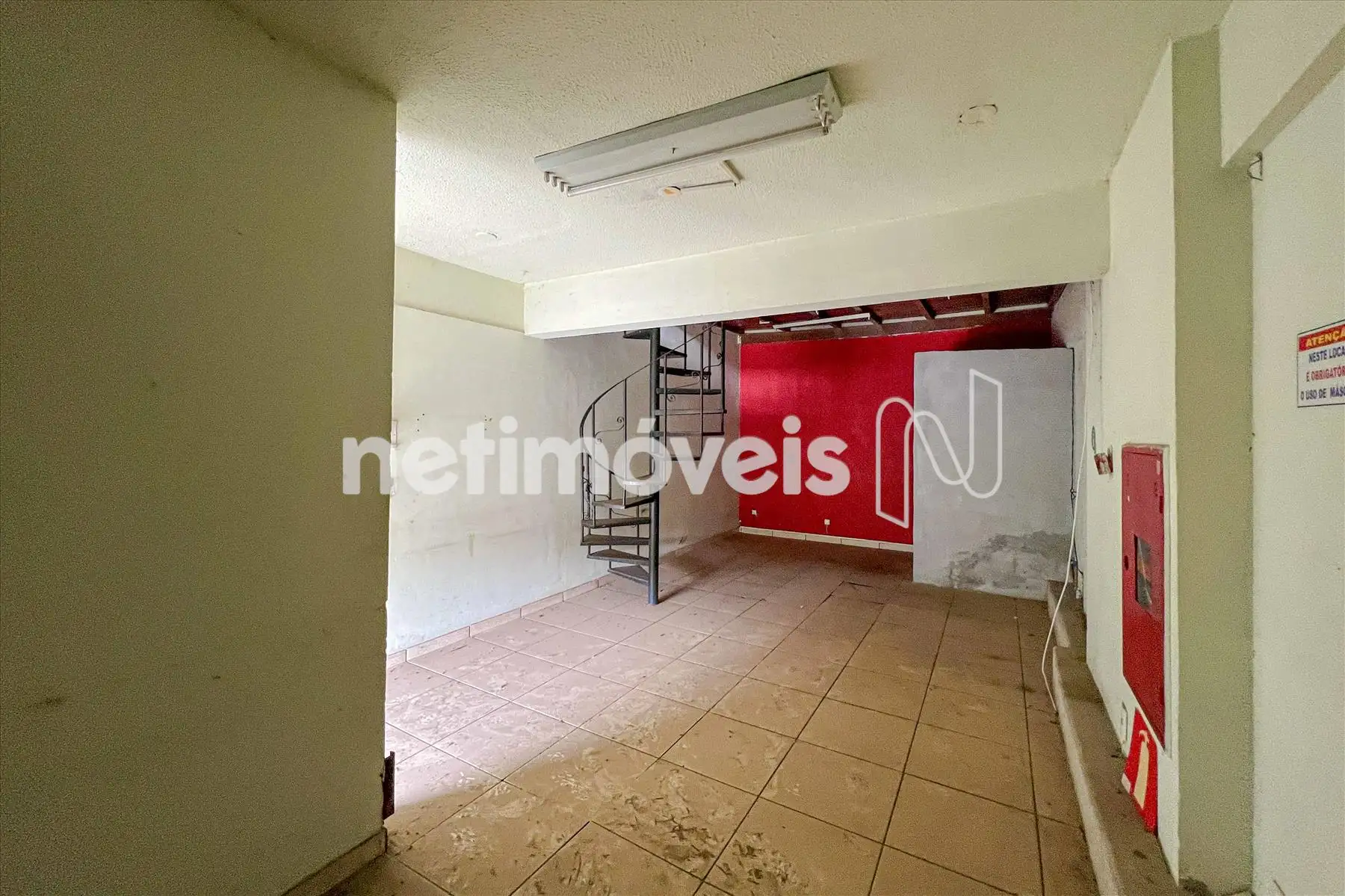 Loja para comprar com 75 m², 1 banheiro, 1 vaga em Rua Angico, São Cristóvão, Belo Horizonte