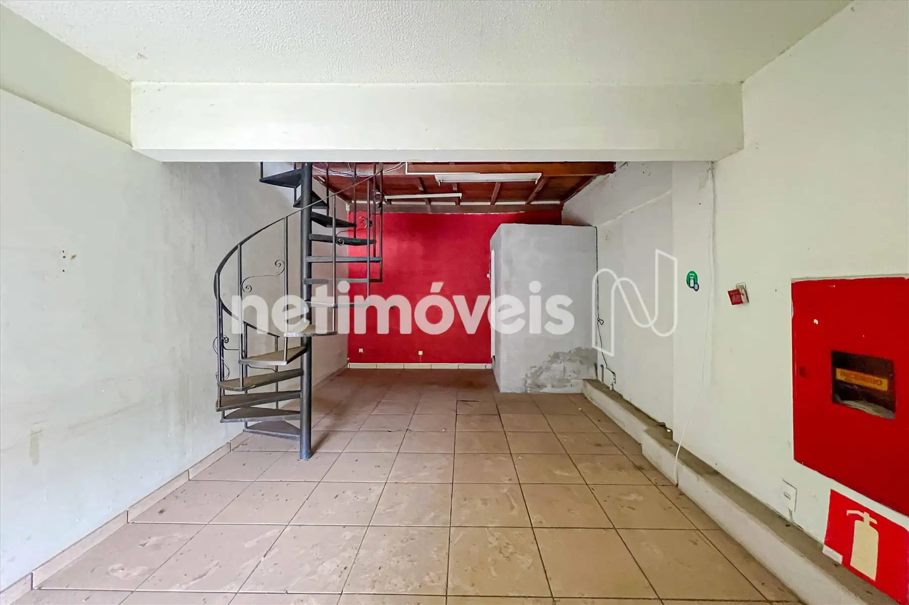 Loja para comprar com 75 m², 1 banheiro, 1 vaga em Rua Angico, São Cristóvão, Belo Horizonte