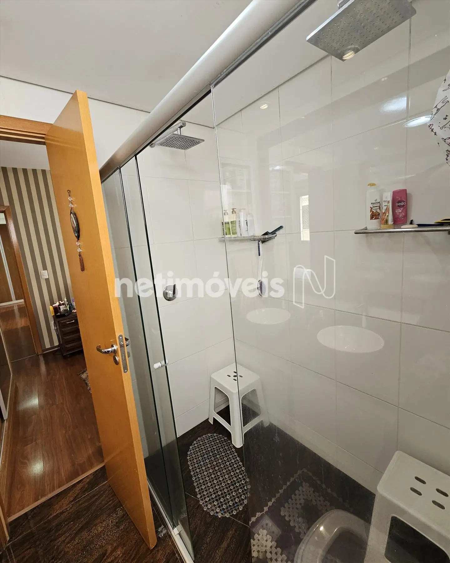 Quarto 02 - Suíte com Closet