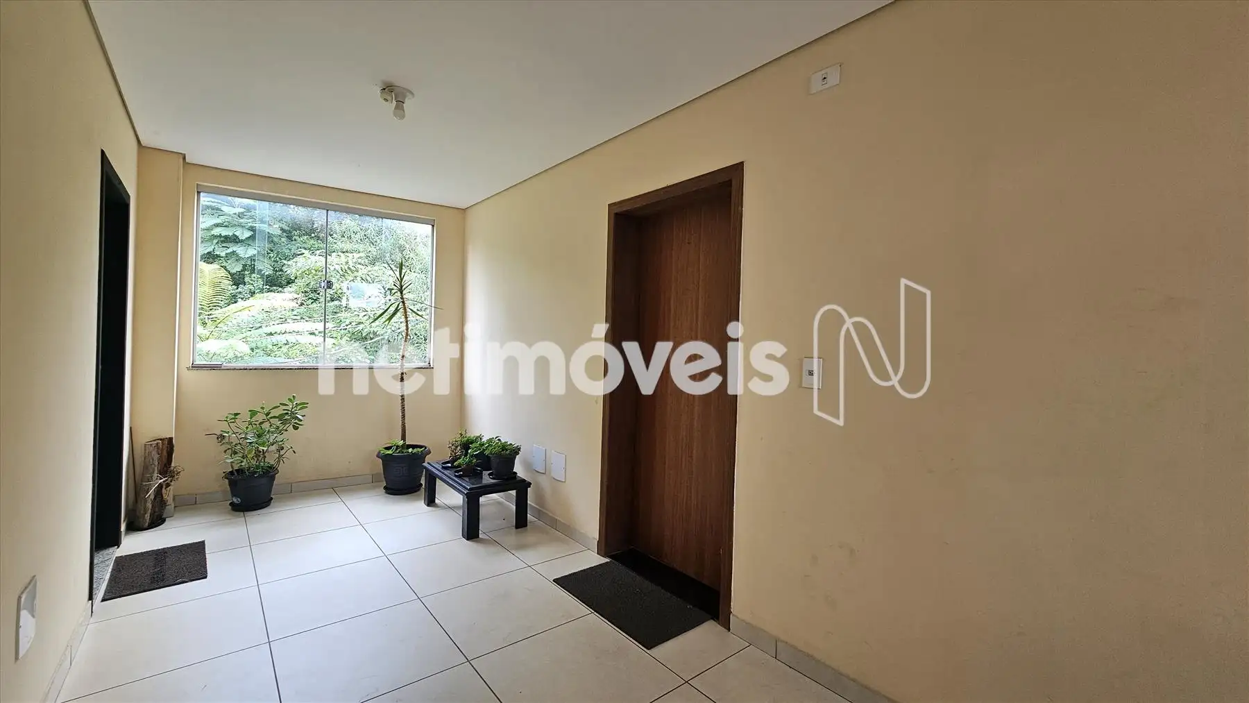 Circulação de Acesso ao Apartamento